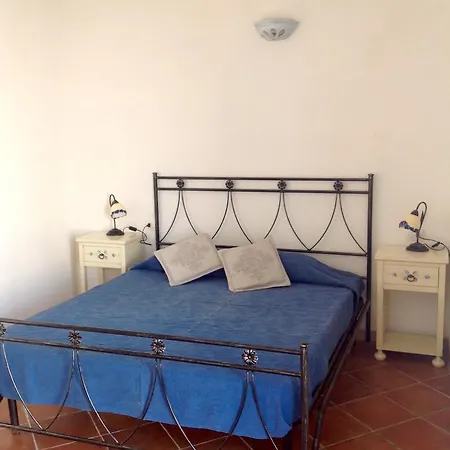 Ambra * 帕拉迪索海岸